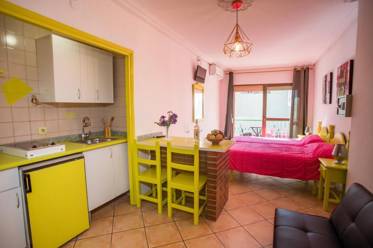 Apartamentos carihuela Torremolinos Exterior foto